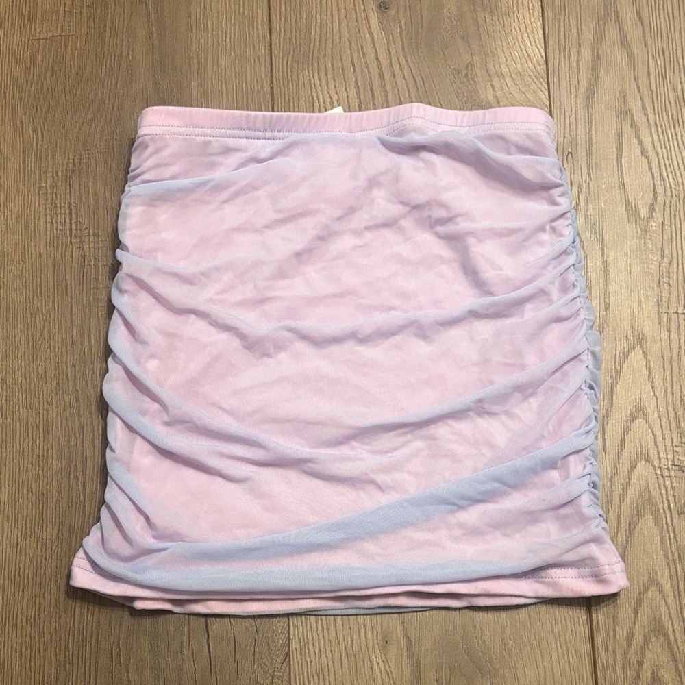 Amazon Light Pink Ruched Pencil Skirt
-worn once-